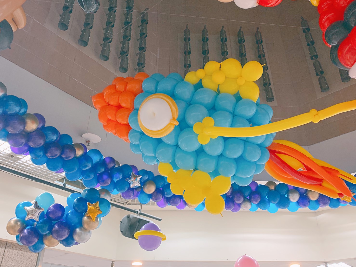 台北地下街聖誕氣球展