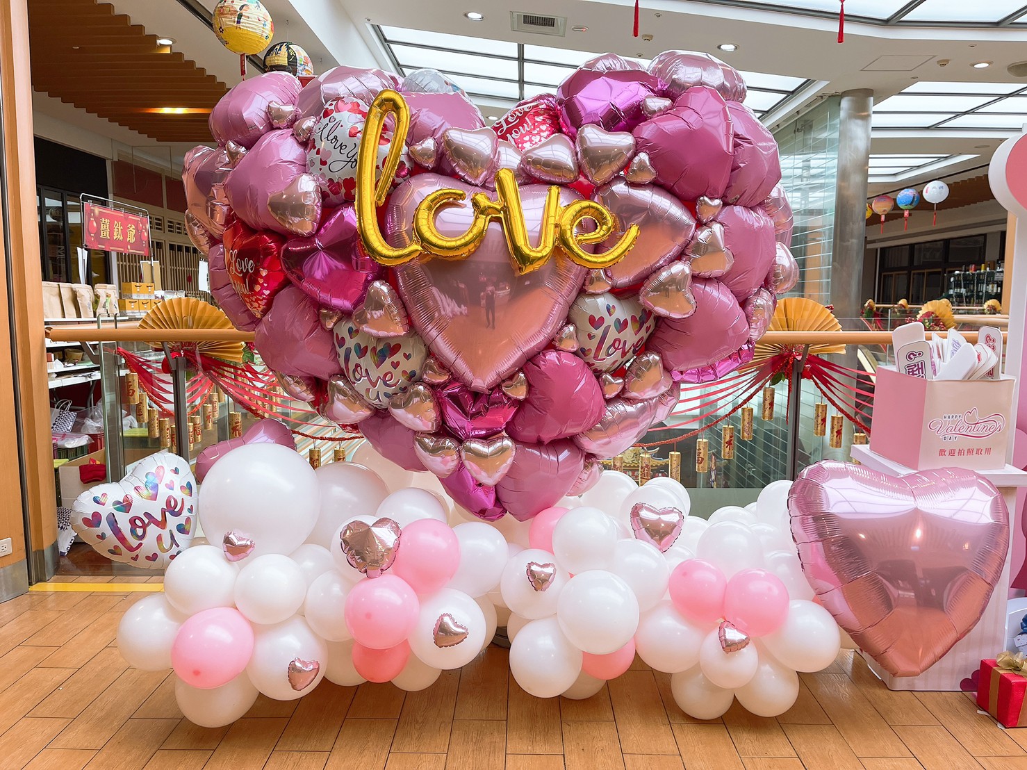 遠東SOGO天母店 情人節氣球展